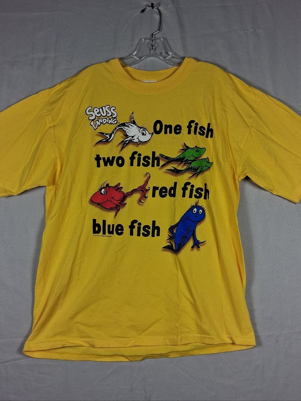 Vtg Dr. Suess Y2K One Fish Two Fish Red Fish Blue Fish Universal Studios Mens XL